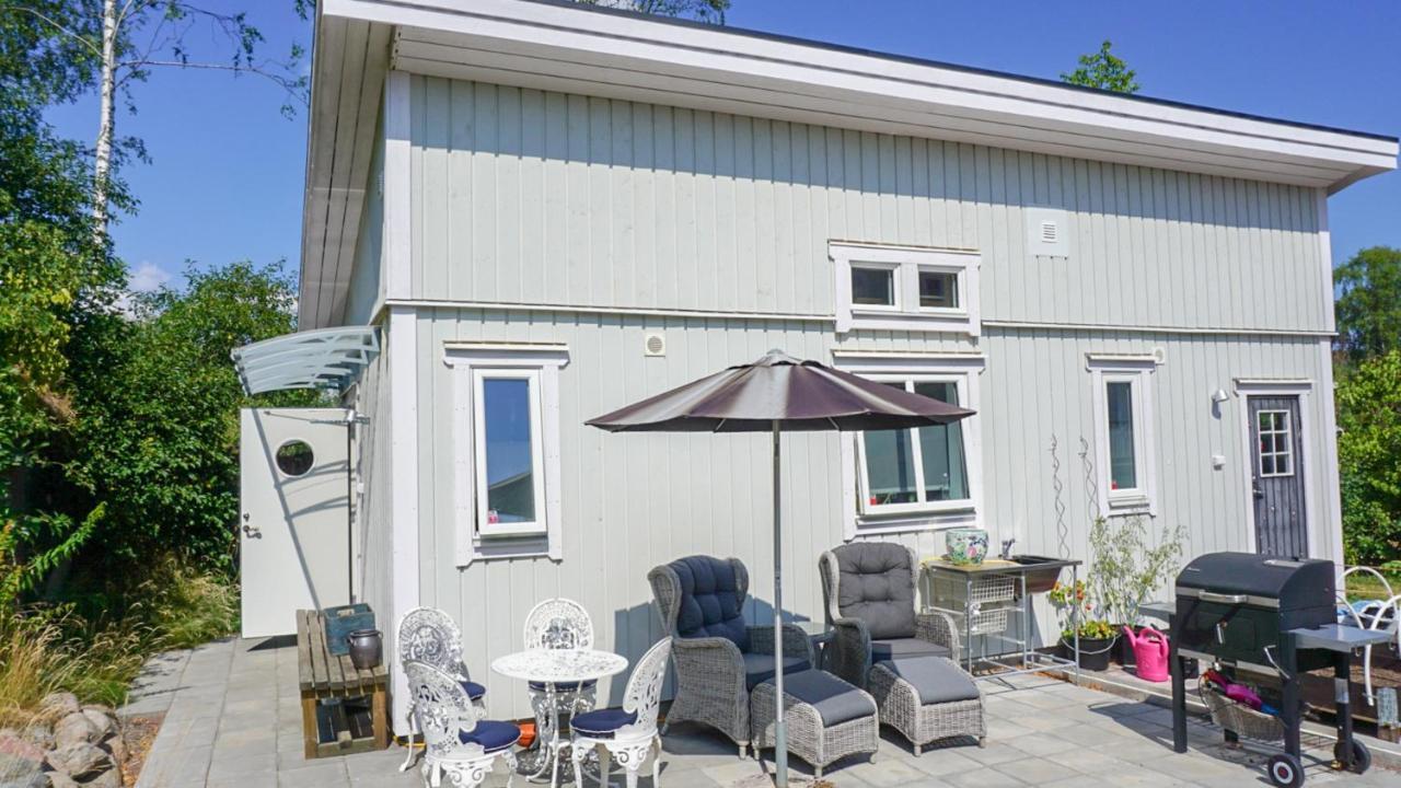 Villa Weidling B&B Fengersfors Exterior photo
